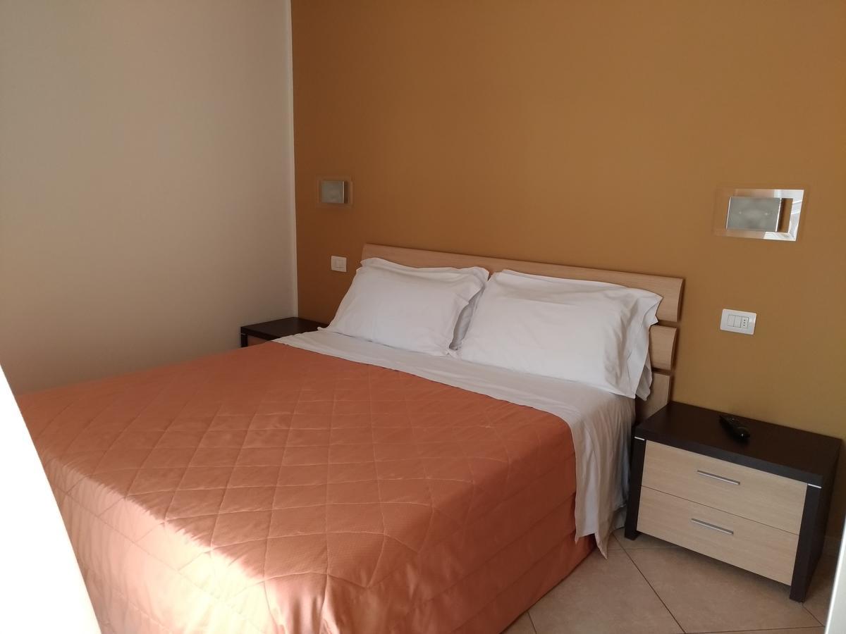 Residence Ilario Suite Hotel Riccione Exterior foto